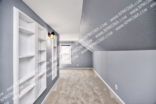 Building Photo - 4101 Muskogee Ave