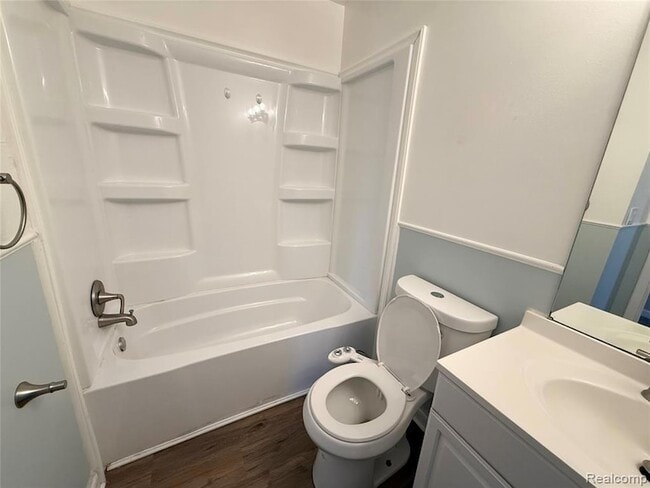 Building Photo - 23647 Stonehenge Blvd