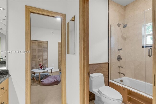 Building Photo - 5794 SW 76th Terrace