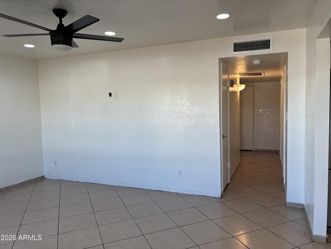 Building Photo - 8819 W Roma Ave