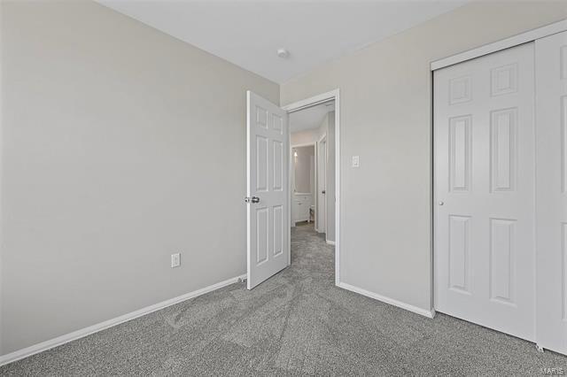 Building Photo - 655 Foxtail Dr