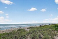 Building Photo - 10310 S Ocean Dr