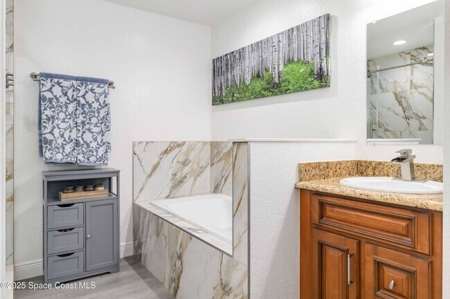 Building Photo - 1149 Scyphers St NE