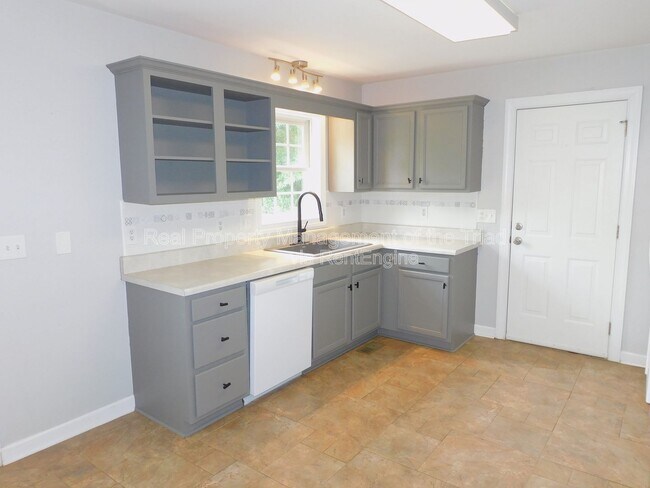 Building Photo - 2804 Mitchell Wood Dr