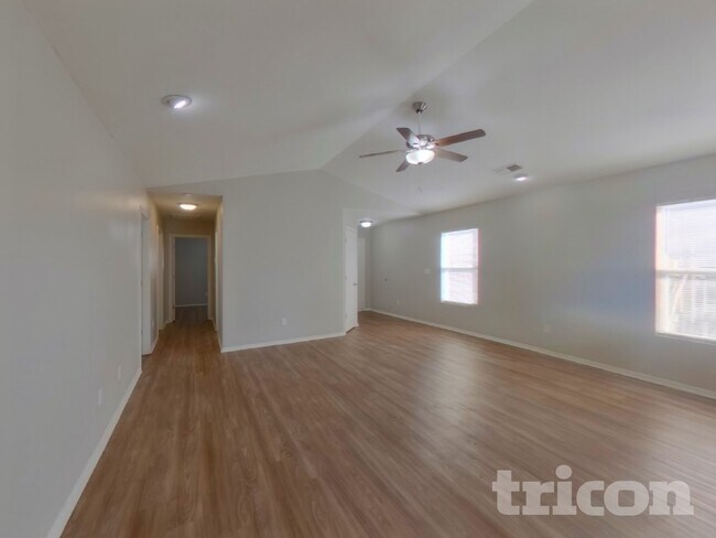 Building Photo - 3634 Charterhall Ln