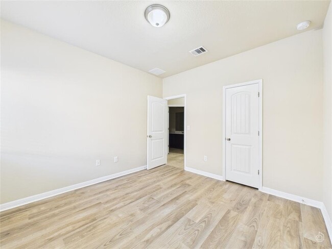 Building Photo - 16424 Pienza Dr