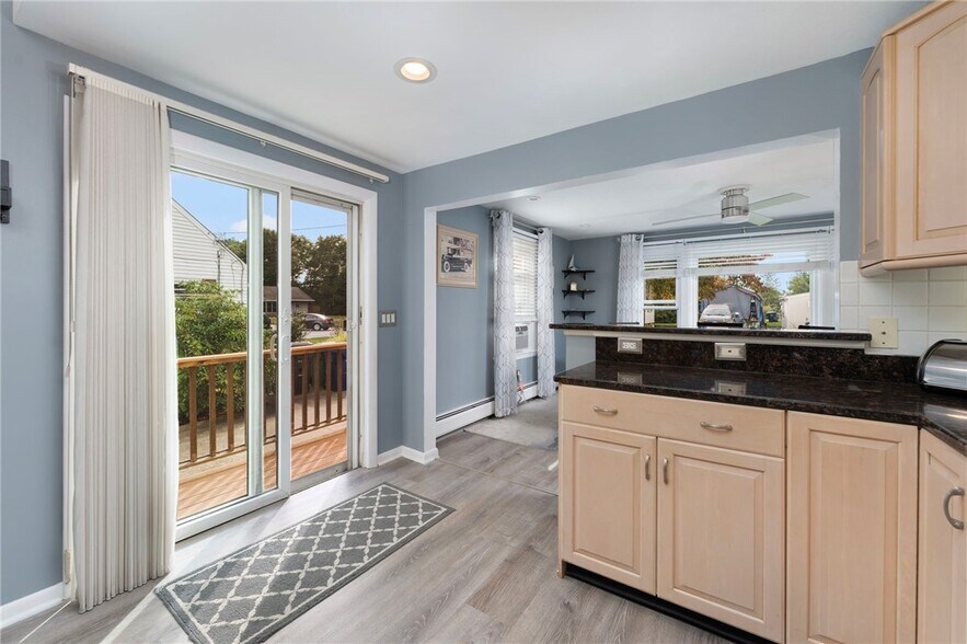 Kitchen - 118 Airway Rd