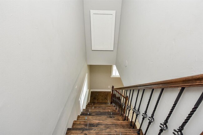 Building Photo - 2509 Oakcliff St