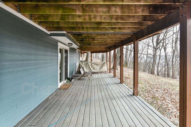 Building Photo - 34942 Charles Town Pike