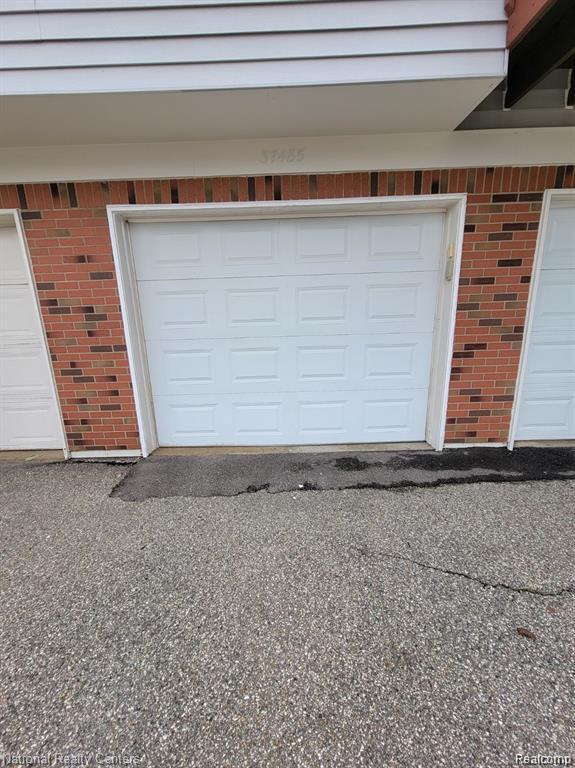 Building Photo - 37485 Stonegate Cir