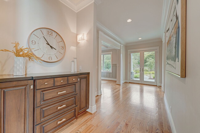 Building Photo - 140 Emerald Estates Ct