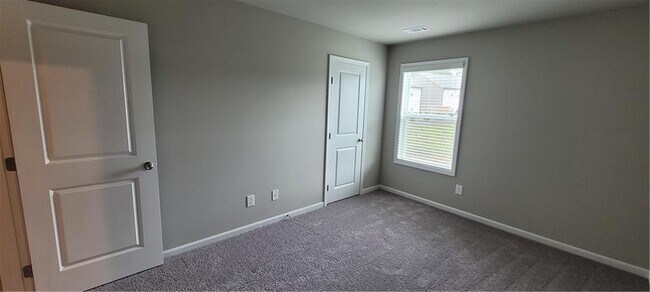 Building Photo - 5141 Fox Den Rd