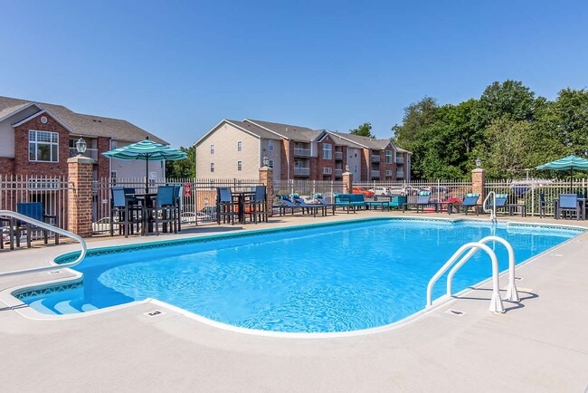Watermill Park Apartments Pool - Watermill Park Apartments