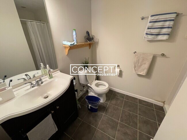 Building Photo - 12A Parker Hill Ave. Unit 2