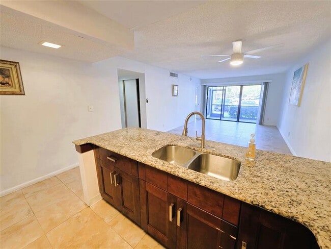 Primary Photo - 2320 S Cypress Bend Dr