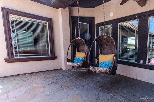 Building Photo - 45 Monroe Ave