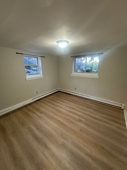 Building Photo - 69 Chiswick Rd