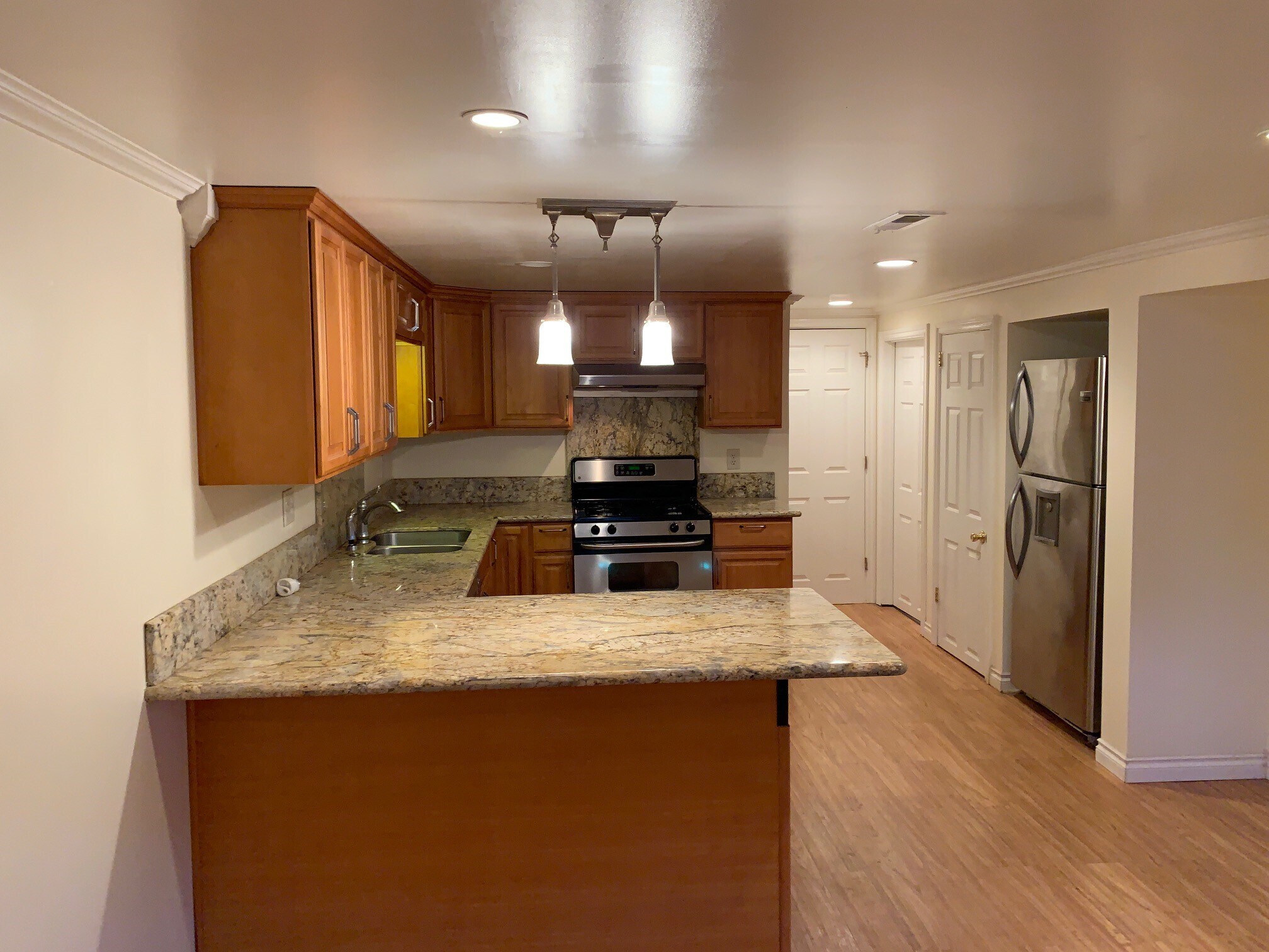 Building Photo - 1409 NE 71st Ave