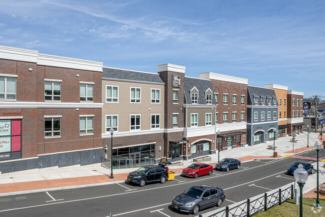 Building Photo - Parkview at University Place