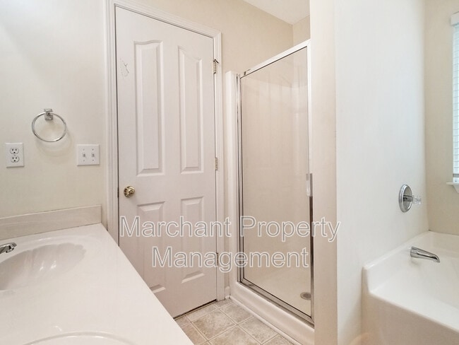 Building Photo - 27 Sunfield Ct