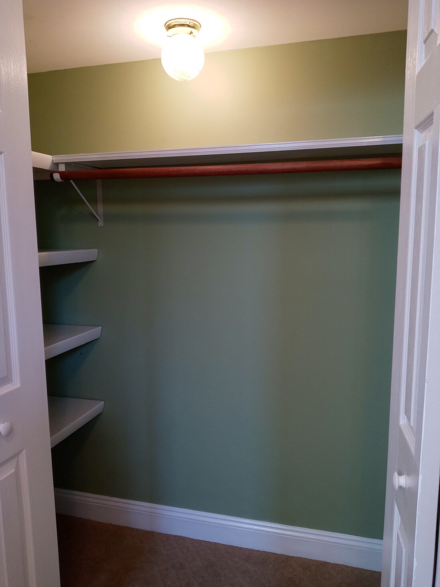 Master Bedroom Closet - 532 Pine St