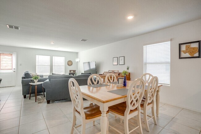 Building Photo - 6329 Becker Ave