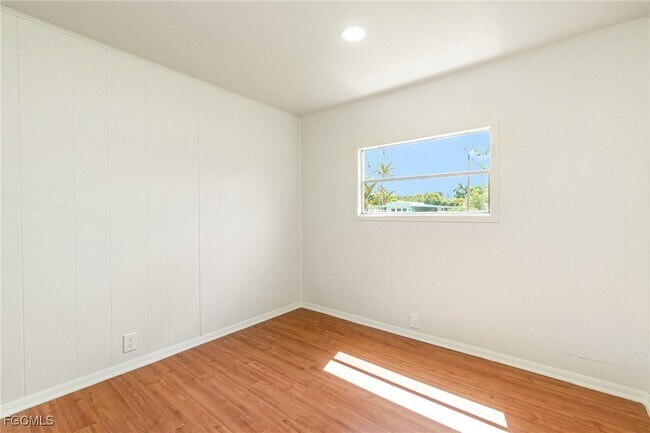 Building Photo - 91 Twin Palms Dr