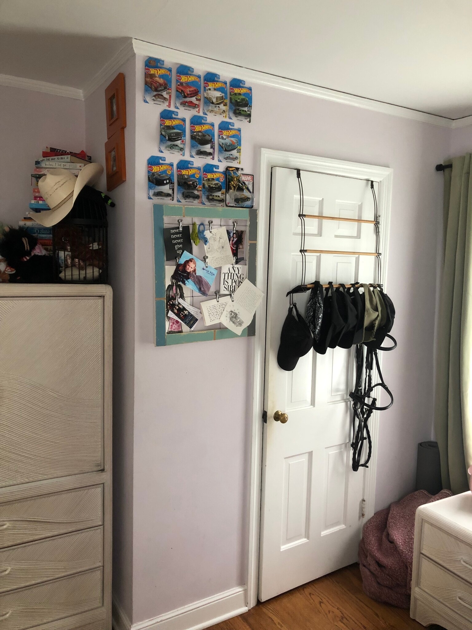 Nice closets - 1571 Whitcomb Ave
