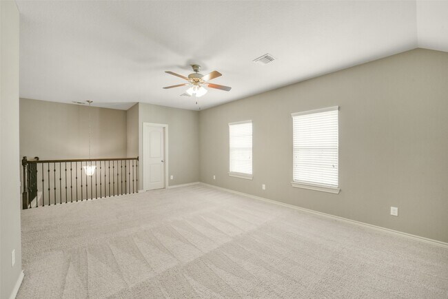 Building Photo - 9651 Thimbleweed Dr