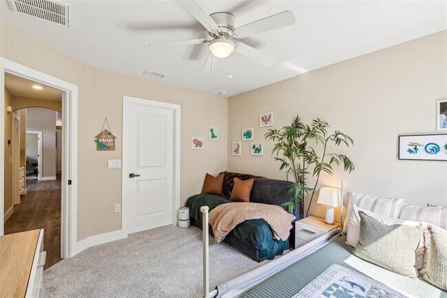 Building Photo - 7308 Carrington Oaks Ln
