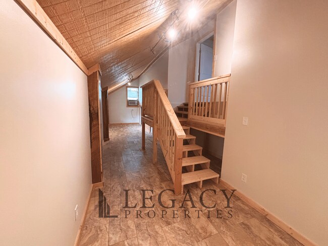 Building Photo - Scuffletown