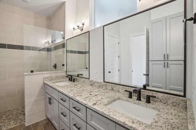 Building Photo - 3006 Dew Drop
