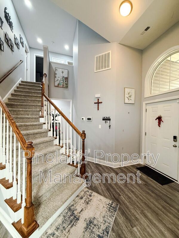 Building Photo - 7019 Laurinburg Rd