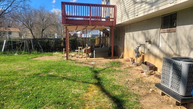 Building Photo - 3807 Danbury Ct