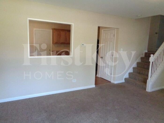 Building Photo - 12865 W Highland Ave