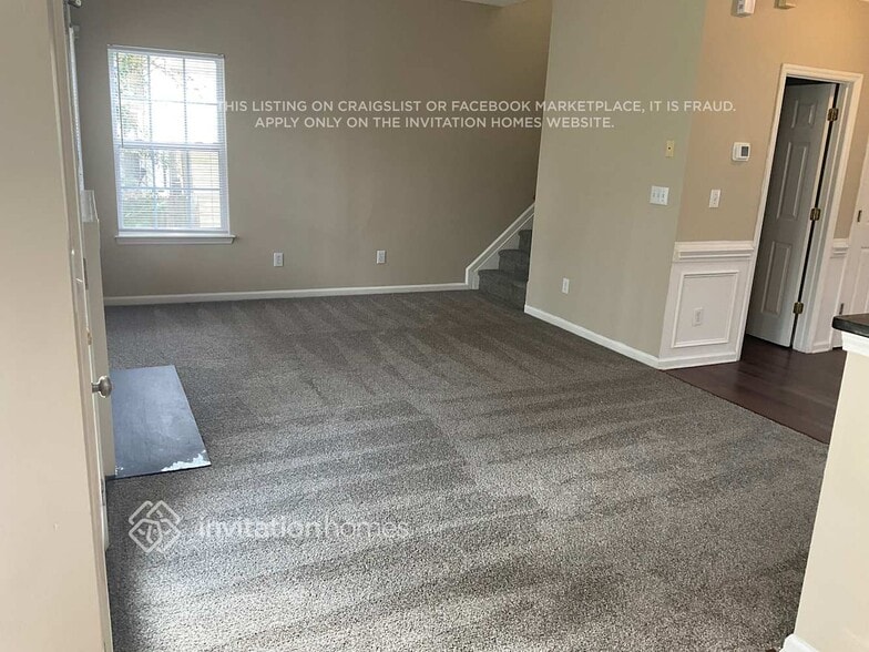 Building Photo - 9311 High Rock Dr