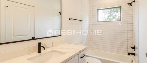 Building Photo - 3052 Truxillo St