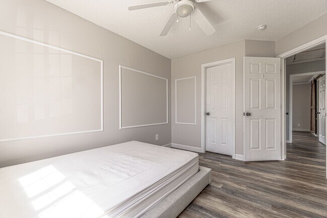 Building Photo - Beautifully updated rental on Pony Gulch