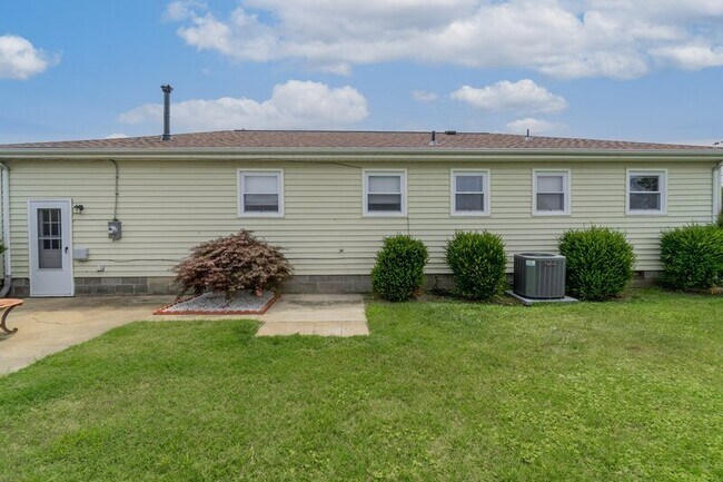 Building Photo - 2484 Jasper Ct