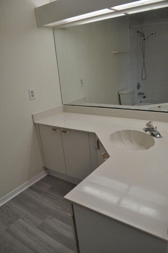 Building Photo - 2 Bedroom 2 Bath in Plantation Bay in Ormond Beach