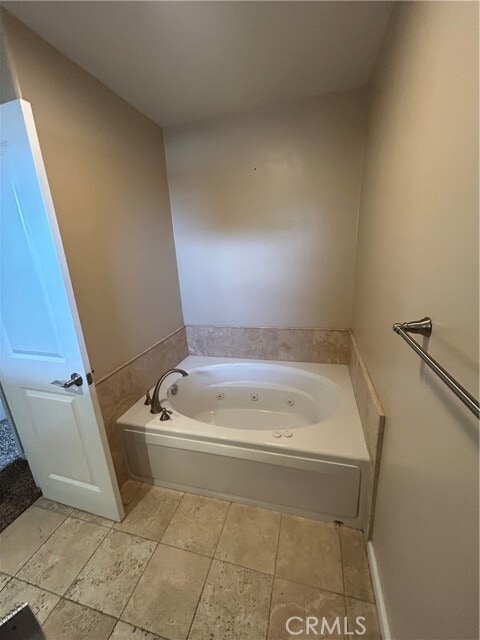 Building Photo - 479 Plaza Estival