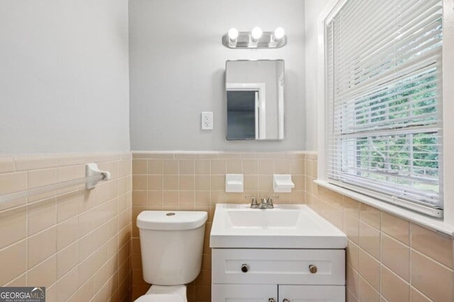 Building Photo - 3036 Will Rogers Pl SE