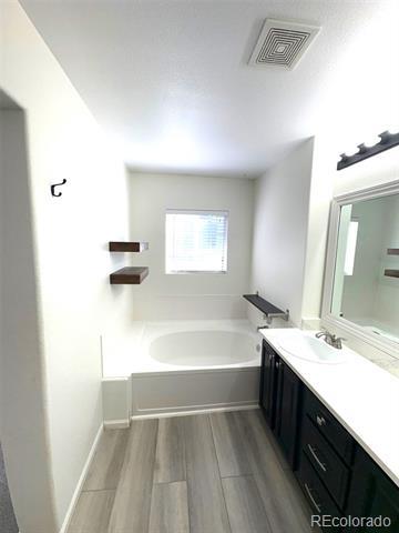 Building Photo - 8419 Stonybridge Cir