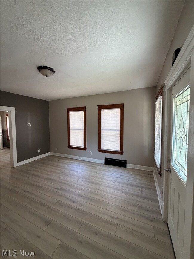 Building Photo - 3658 E 55th St