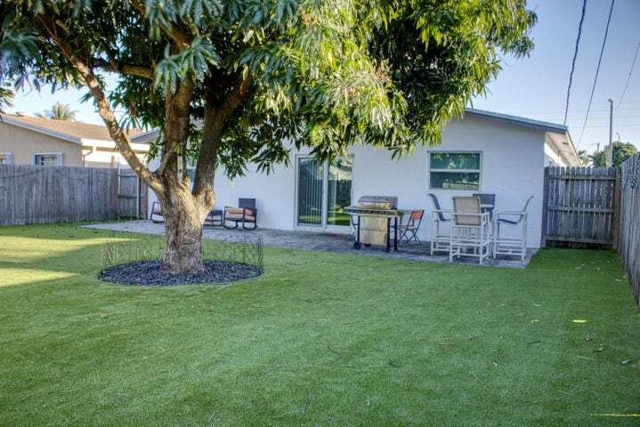 Building Photo - 517 NW 52nd St