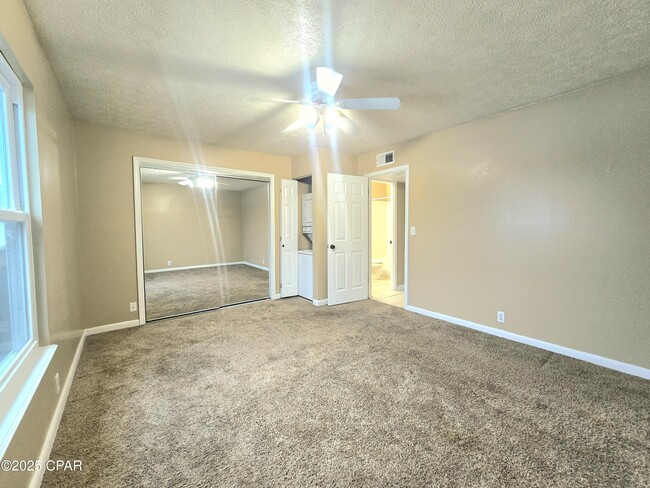 Building Photo - 1301 Beck Ave