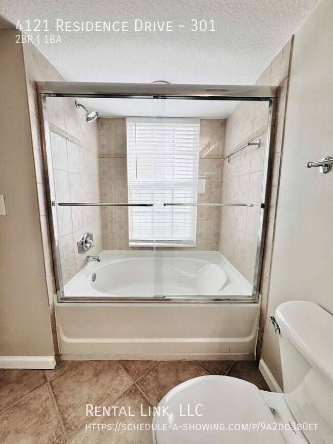 Building Photo - 4121 Residence Drive