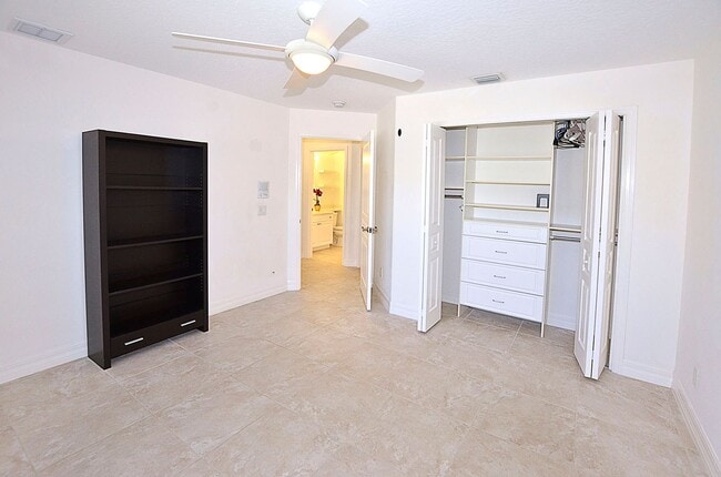 Building Photo - Vero Beach Rentals. Vero Beach Rent, LLC and Property Management Company