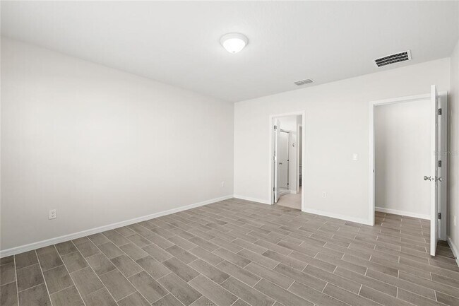 Building Photo - 1575 Aspen Ave