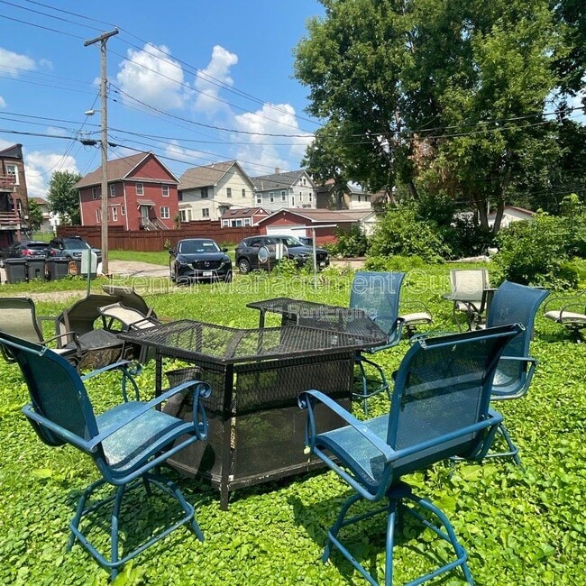 Building Photo - 501 N Morgan Ave